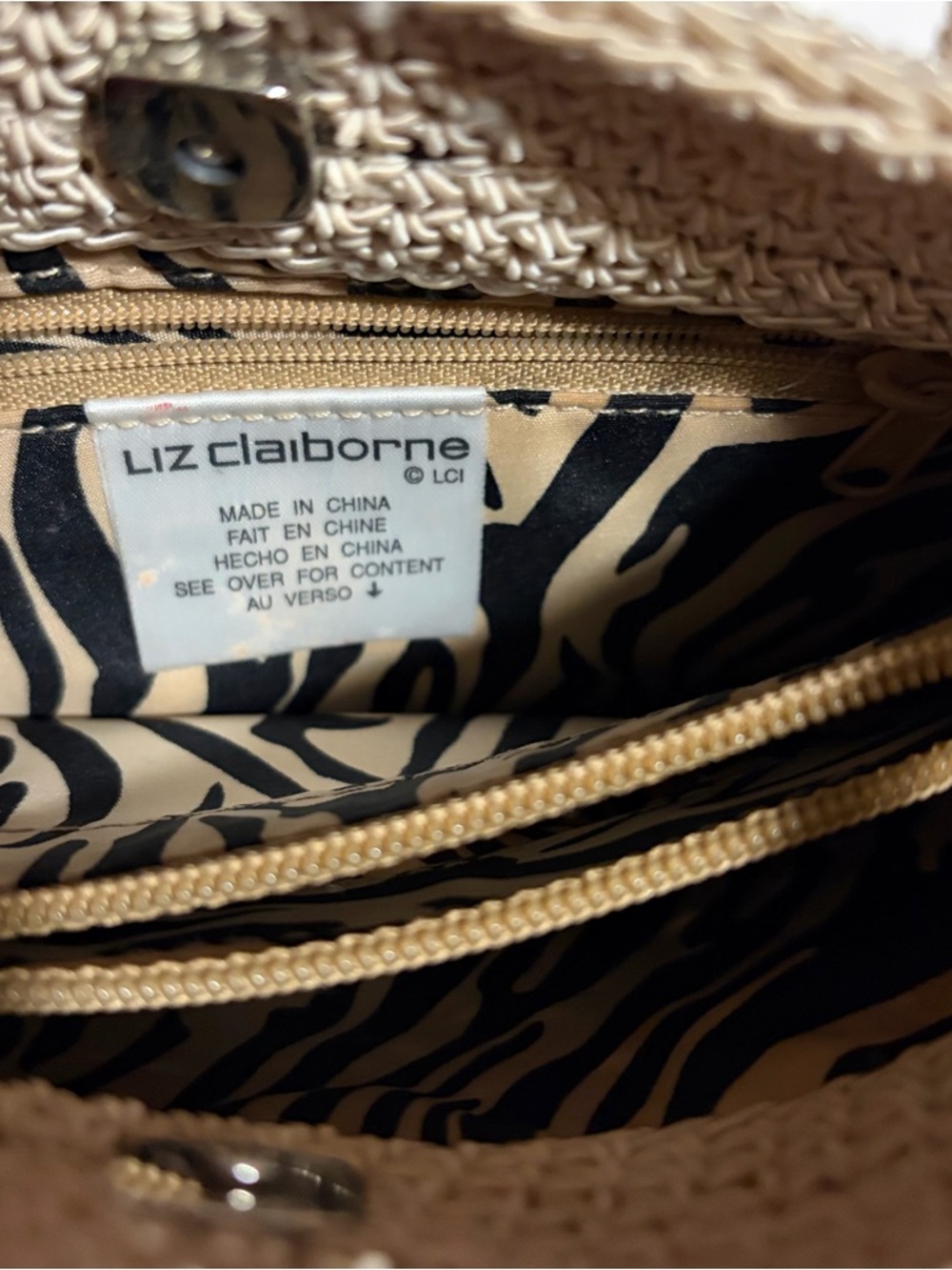 Liz Claiborne Black and Cream Woven Crossbody Shoulder Purse Bag - Picture 3 of 3